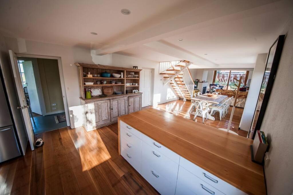 *Newly Relisted* Coach House At Lisdillon Vineyard Villa Little Swanport Bagian luar foto
