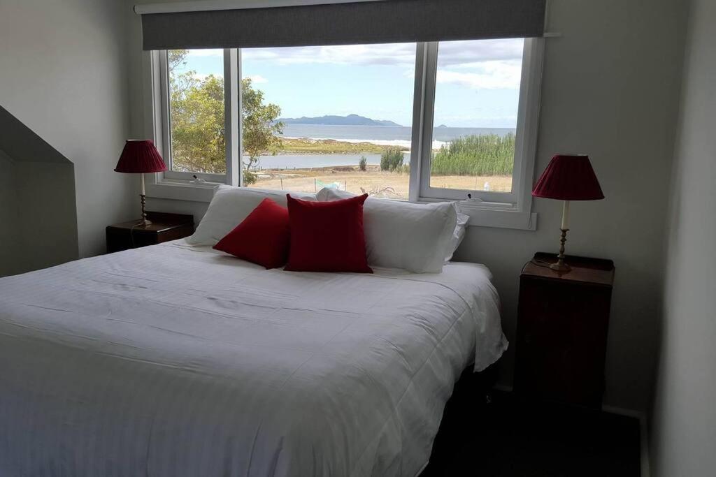 *Newly Relisted* Coach House At Lisdillon Vineyard Villa Little Swanport Bagian luar foto