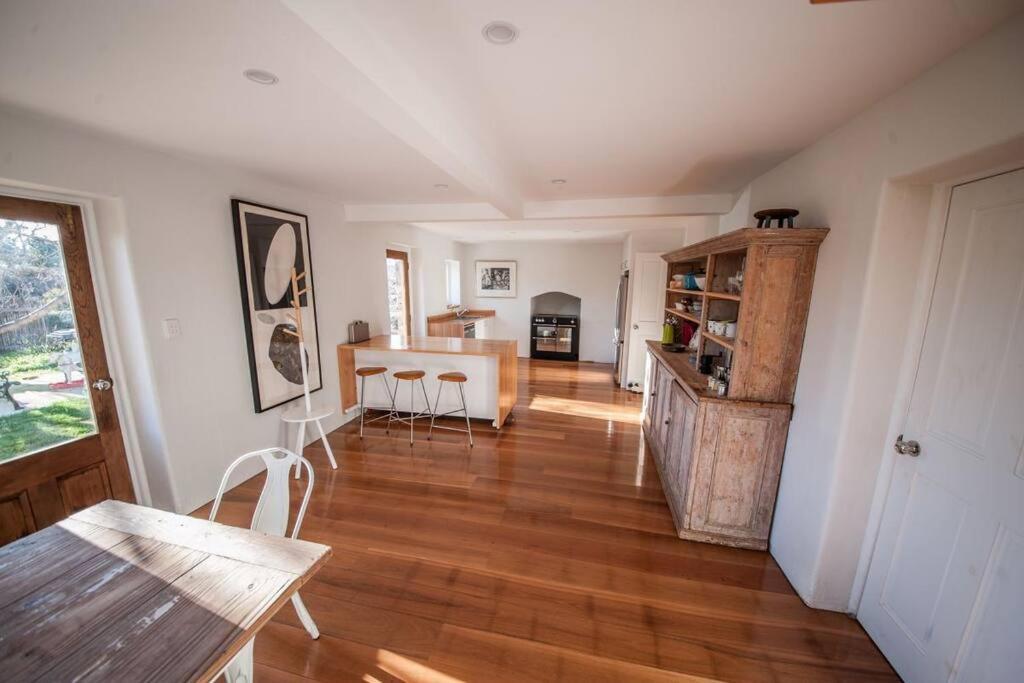 *Newly Relisted* Coach House At Lisdillon Vineyard Villa Little Swanport Bagian luar foto