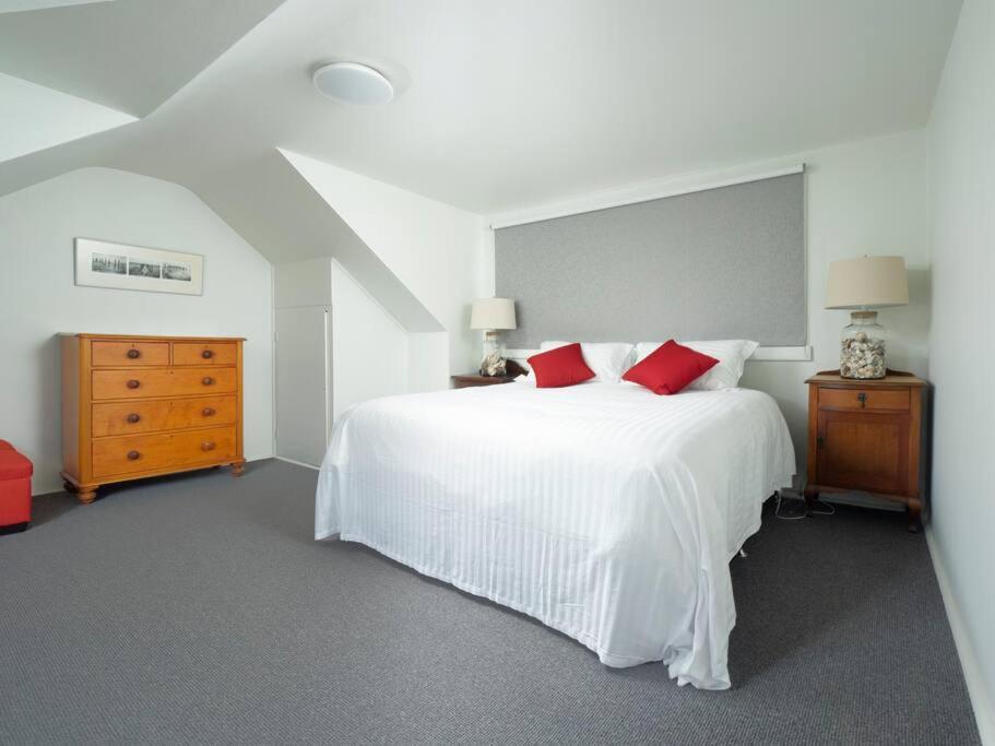 *Newly Relisted* Coach House At Lisdillon Vineyard Villa Little Swanport Bagian luar foto
