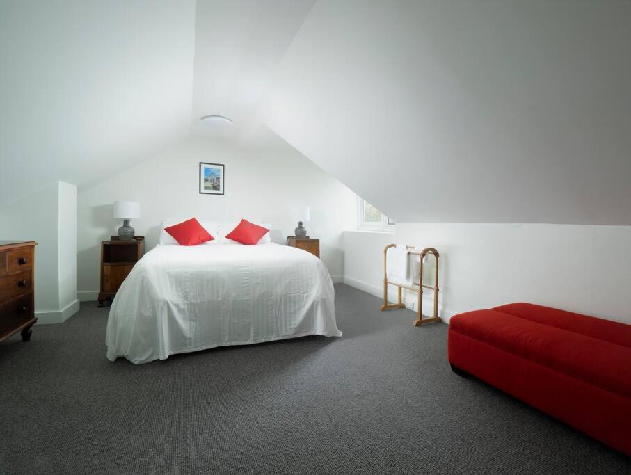 *Newly Relisted* Coach House At Lisdillon Vineyard Villa Little Swanport Bagian luar foto